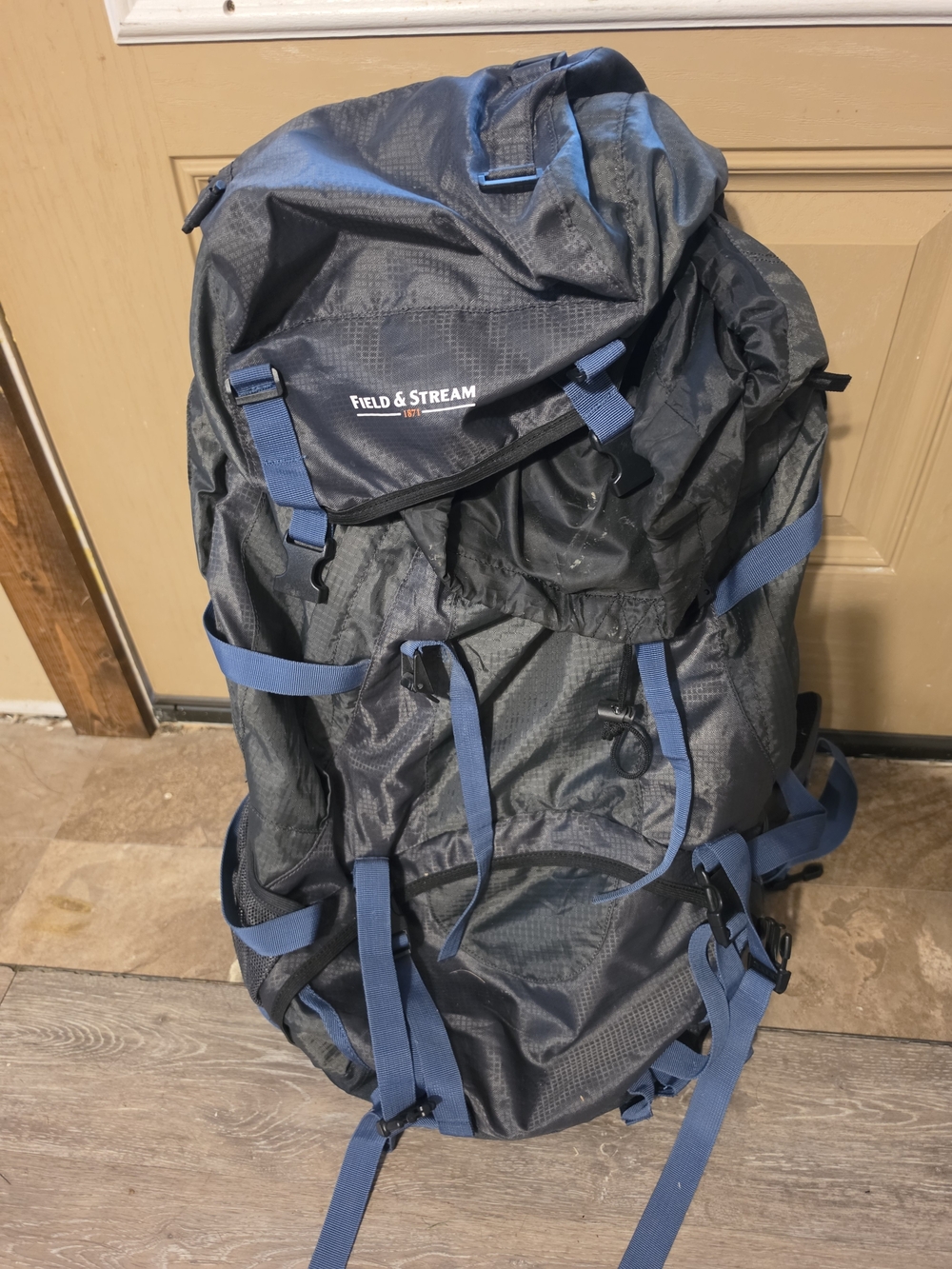 Field & Stream Gray and Blue Outdoor Backpack